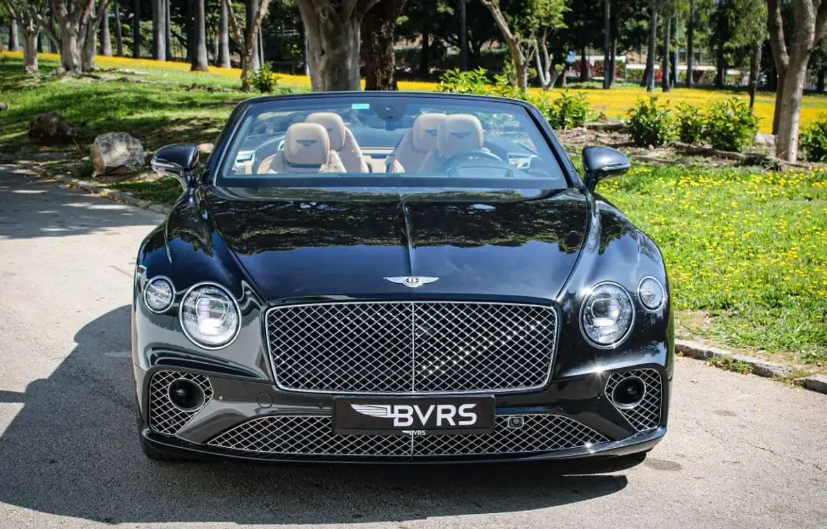 Usado Bentley Continental GT Convertible 549 CV (403 kW) 2020 Gris Descapotable