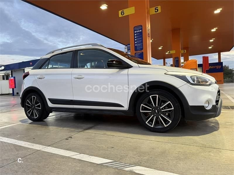 Usado Hyundai i20 Active 100 CV (73 kW) 2019 Blanco Utilitario