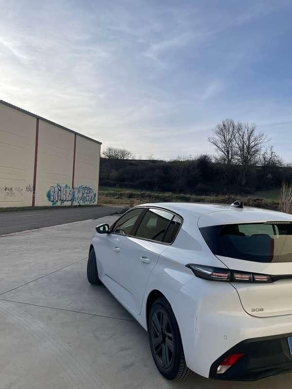 Usado Peugeot 308 Active 131 CV (96 kW) 2022 Blanco Utilitario
