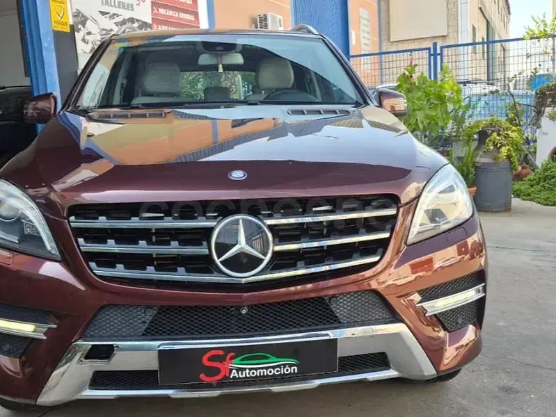 Usado Mercedes ML350 258 CV (189 kW) 2013 Granate SUV