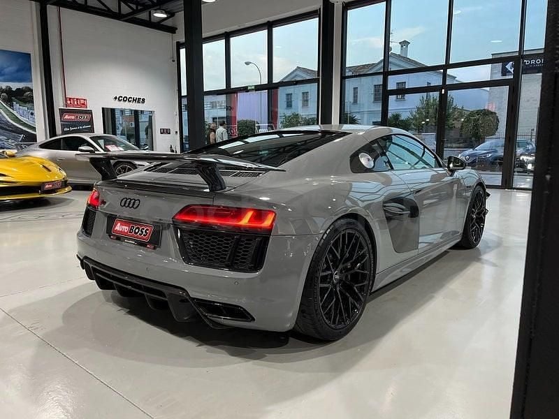 Usado Audi R8 Coupé Premium 610 CV (448 kW) 2016 Gris / plata Coupe