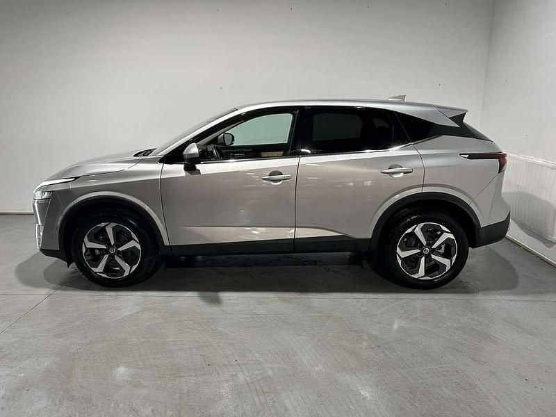 Usado Nissan Qashqai 140 CV (102 kW) 2022 Plateado SUV