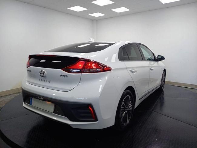 Usado Hyundai Ioniq 141 CV (103 kW) 2020 Blanco Utilitario