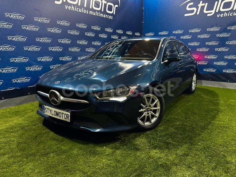 Azul Usado 2021 Mercedes CLA200 Shooting Brake Familiar | 27.490 € (Buen precio) - Imagen 1/4