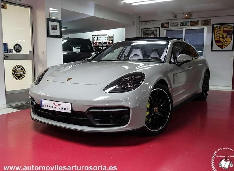 Usado Porsche Panamera Sport Turismo 560 CV (411 kW) 2021 Gris Familiar