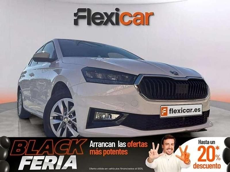 Blanco Usado 2024 Skoda Fabia Selection Utilitario | 15.790 € (Super precio) - Imagen 1/4