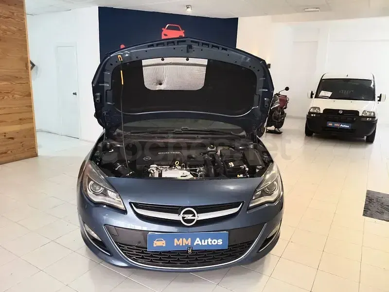 Usado Opel Astra Business 110 CV (80 kW) 2015 Azul Berlina