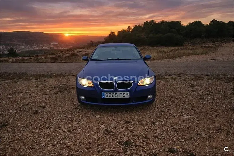 Usado BMW 320 177 CV (130 kW) 2007 Azul Coupe