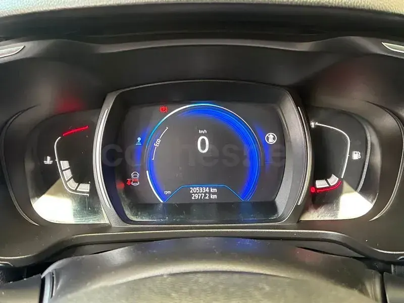 Usado Renault Kadjar Zen 130 CV (95 kW) 2017 Granate SUV