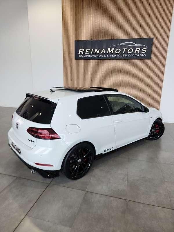 Usado VW Golf VII GTI 290 CV (213 kW) 2019 Blanco Utilitario