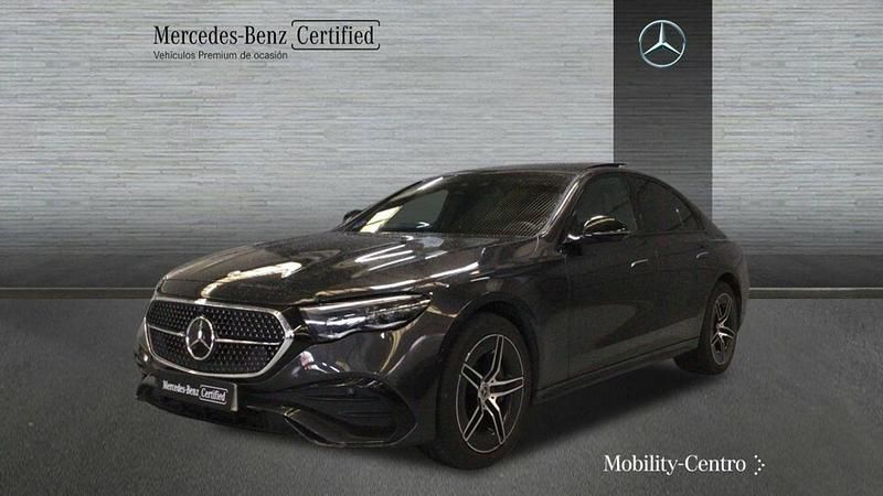 Gris grafito Usado 2024 Mercedes E300 Berlina | 70.900 € - Imagen 1/4