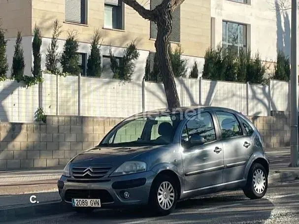 Usado Citroën C3 70 CV (51 kW) 2010 Gris / plata Berlina