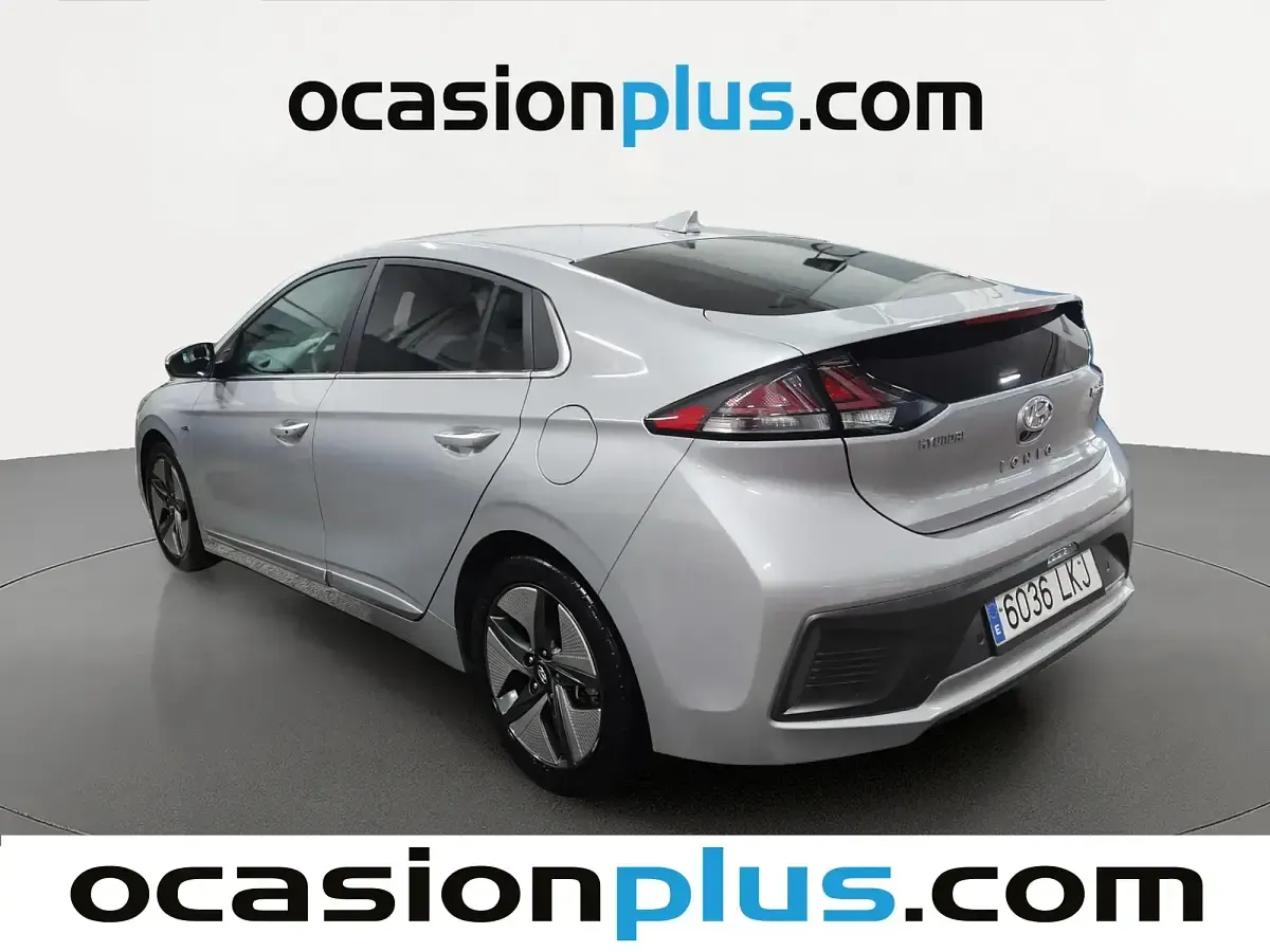 Usado Hyundai Ioniq 141 CV (103 kW) 2020 Gris Utilitario