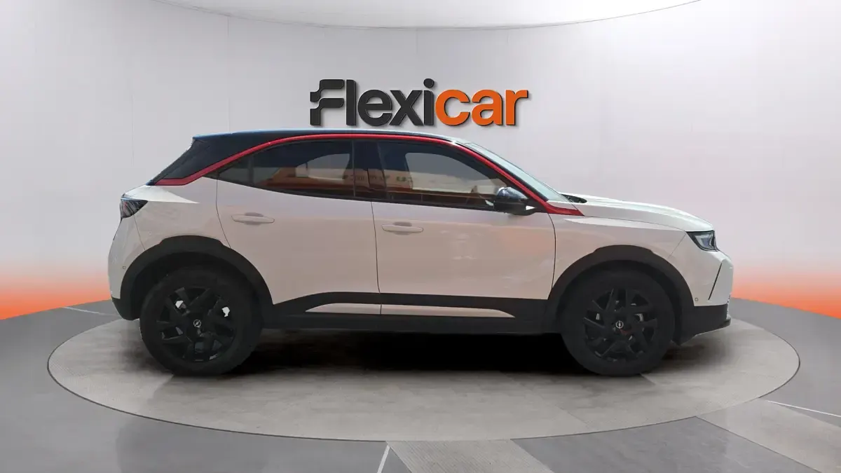Usado Opel Mokka GS Line 110 CV (80 kW) 2021 Blanco SUV