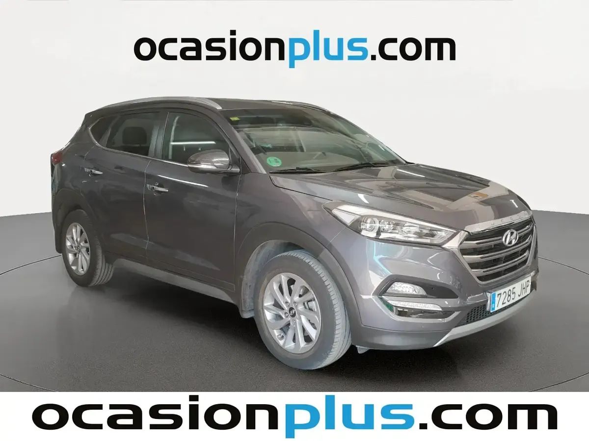 Usado Hyundai Tucson 115 CV (84 kW) 2015 Gris SUV