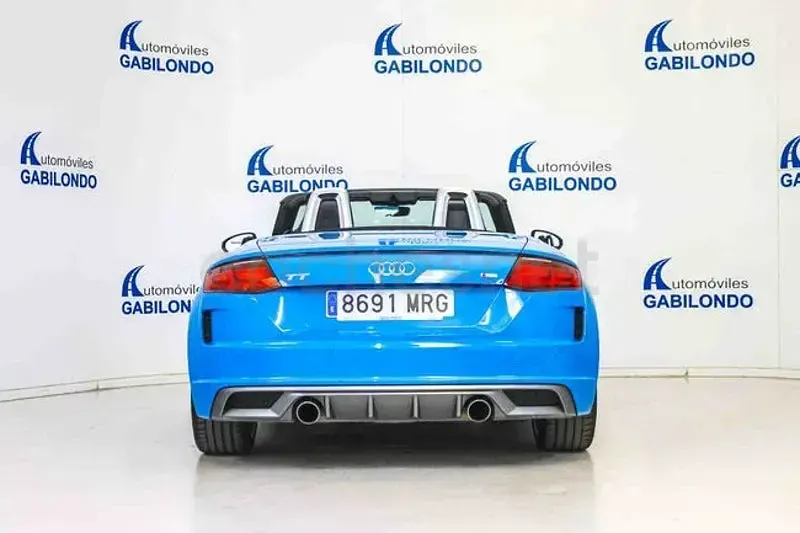 Usado Audi TT S-Line 197 CV (144 kW) 2019 Azul Descapotable
