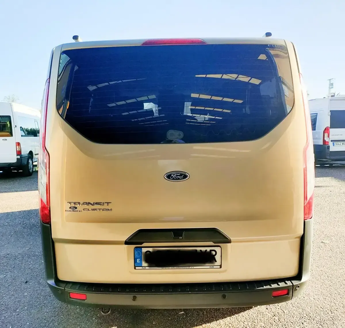 Usado Ford Transit Custom Ambiente 130 CV (95 kW) 2018 Marrón Van