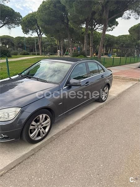 Usado Mercedes C180 Elegance 156 CV (114 kW) 2010 Azul Berlina