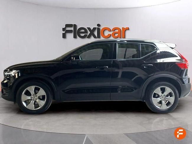 Usado Volvo XC40 Momentum 150 CV (110 kW) 2020 Negro SUV