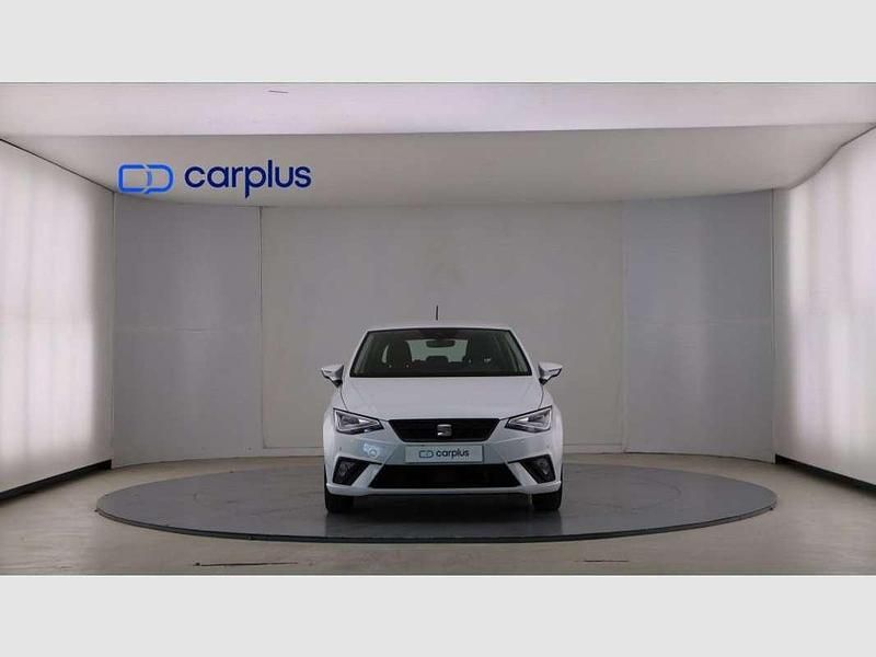 Usado Seat Ibiza Style 116 CV (85 kW) 2023 Blanco Utilitario