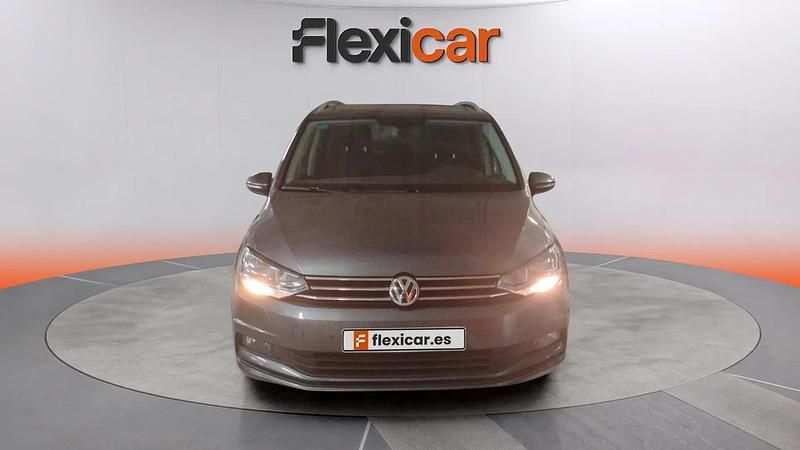 Usado VW Touran Advance 116 CV (85 kW) 2019 Gris Monovolumen