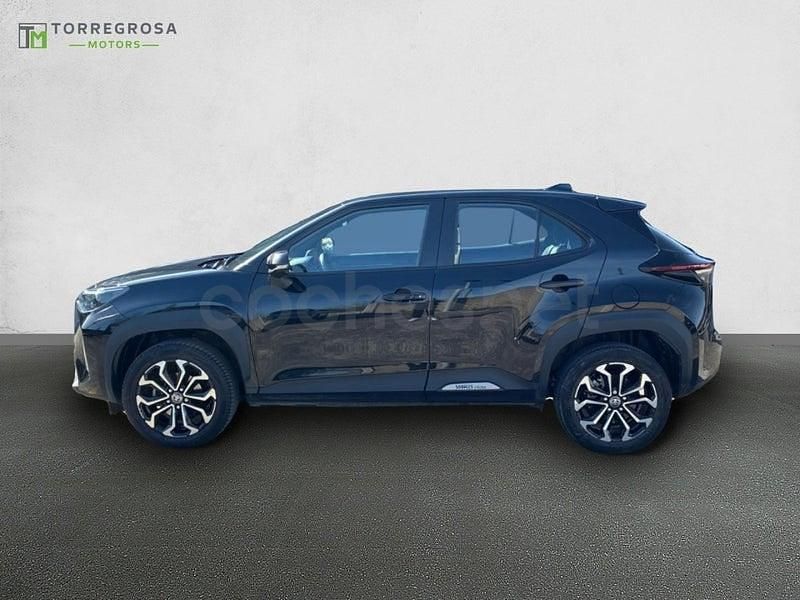 Usado Toyota Yaris Cross Style 116 CV (85 kW) 2022 Negro SUV