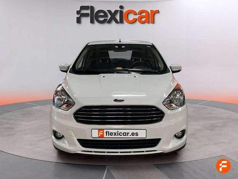 Usado Ford Ka Plus Ultimate 86 CV (63 kW) 2017 Blanco Utilitario
