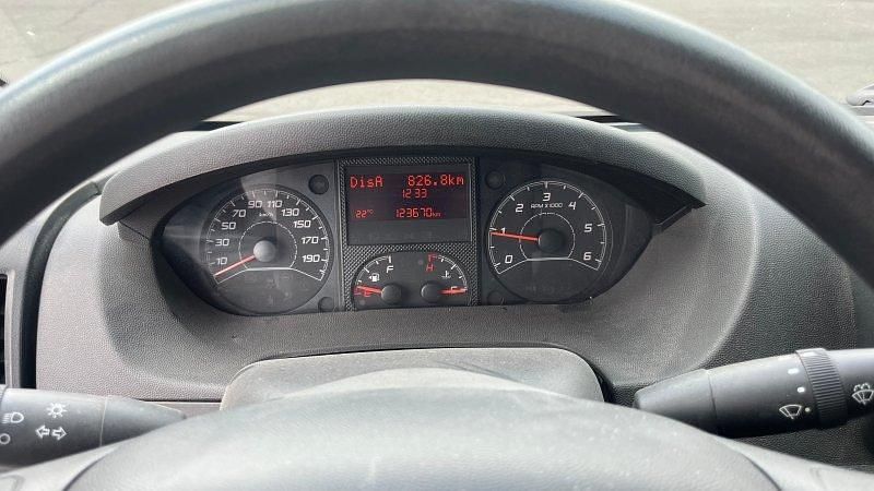 Usado Citroën Jumper 140 CV (102 kW) 2020 Blanco banquise Monovolumen