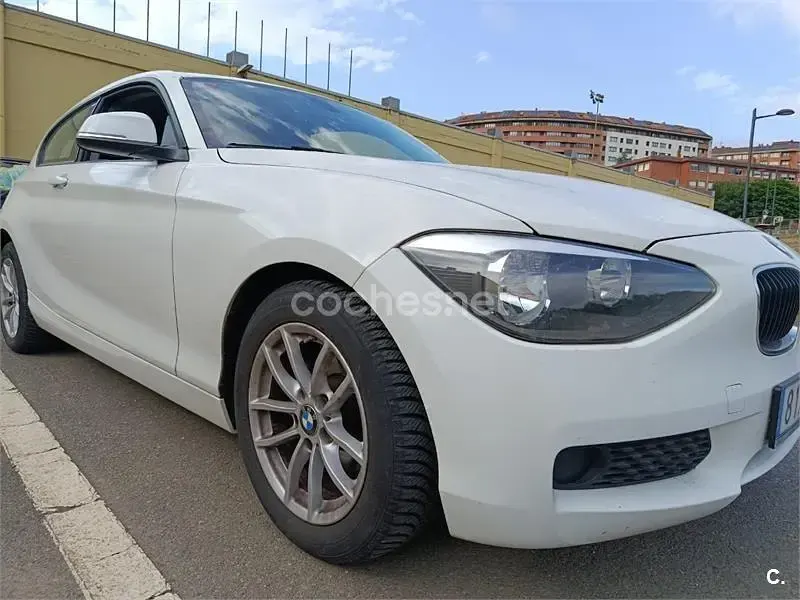 Usado BMW 116 Efficient Dynamics 109 CV (80 kW) 2014 Blanco Utilitario