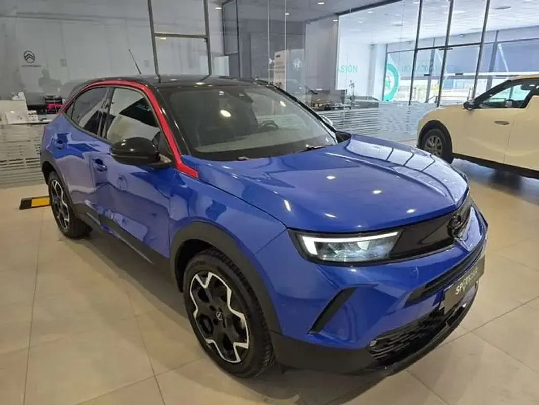 Usado Opel Mokka 131 CV (96 kW) 2023 Azul SUV
