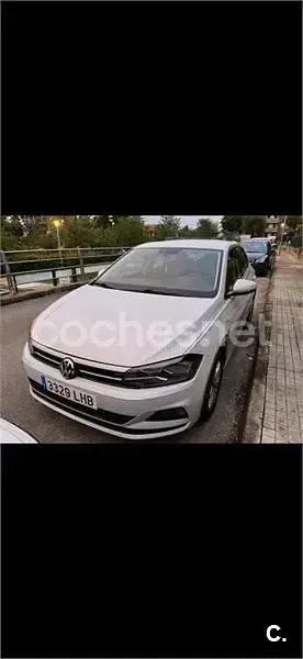 Usado VW Polo Advance 95 CV (69 kW) 2020 Gris / plata Utilitario