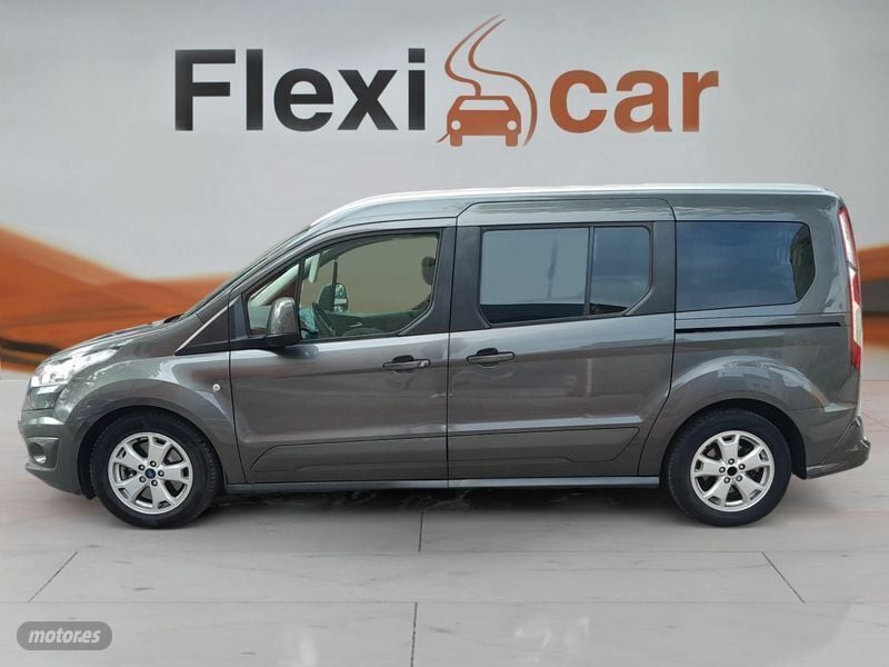 Usado Ford Tourneo Connect Titanium 120 CV (88 kW) 2015 Gris Monovolumen