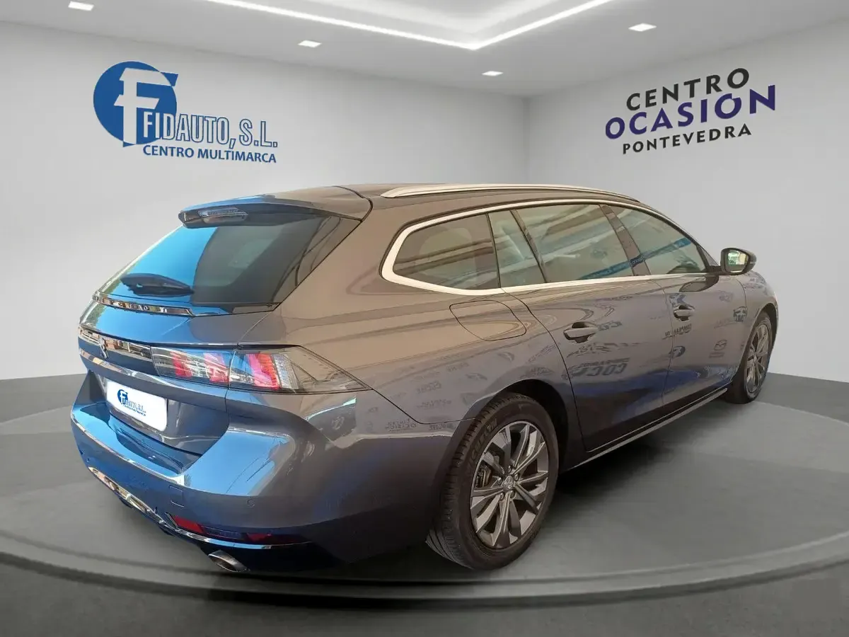 Usado Peugeot 508 SW Active 180 CV (132 kW) 2019 Gris Familiar