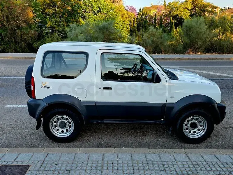 Usado Suzuki Jimny 85 CV (62 kW) 2016 Blanco SUV