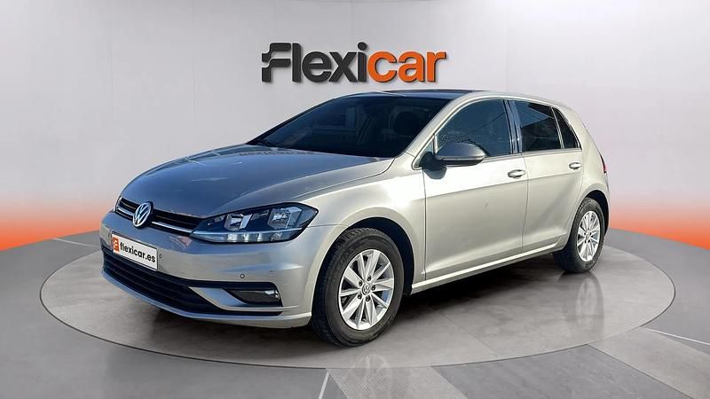 Usado VW Golf VII Advance 116 CV (85 kW) 2020 Gris Berlina