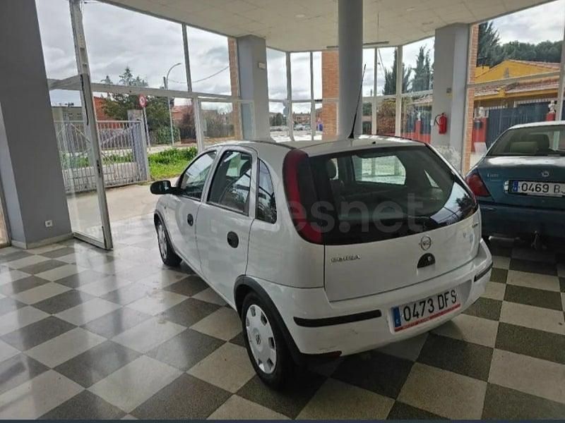 Usado Opel Corsa 70 CV (51 kW) 2005 Blanco Utilitario