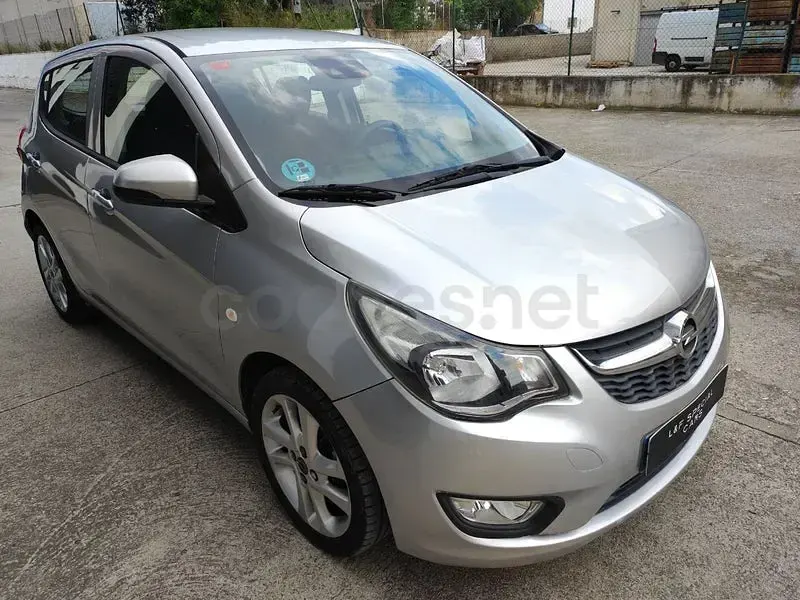 Usado Opel Karl Selective 75 CV (55 kW) 2016 Gris / plata Utilitario