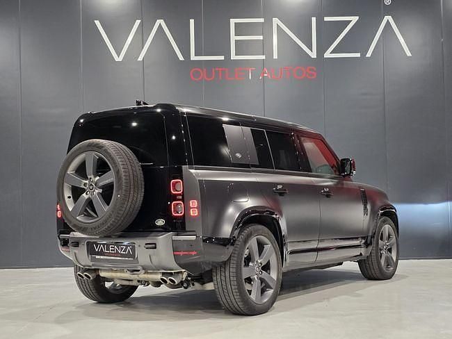 Usado Land Rover Defender Carpathian Edition 525 CV (386 kW) 2024 Negro SUV