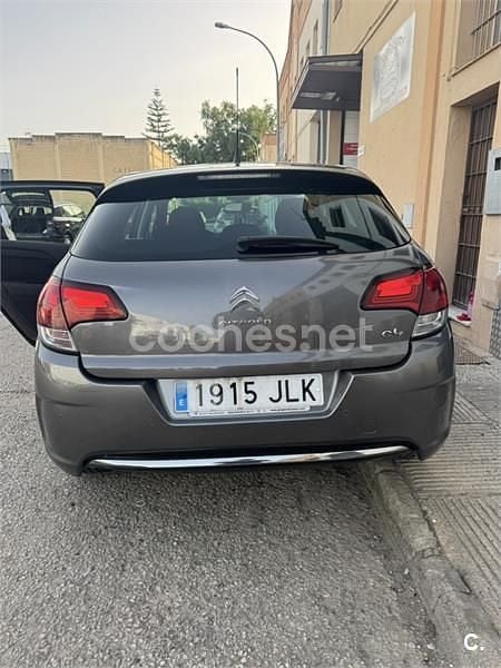 Usado Citroën C4 Feel 99 CV (72 kW) 2016 Gris / plata Berlina