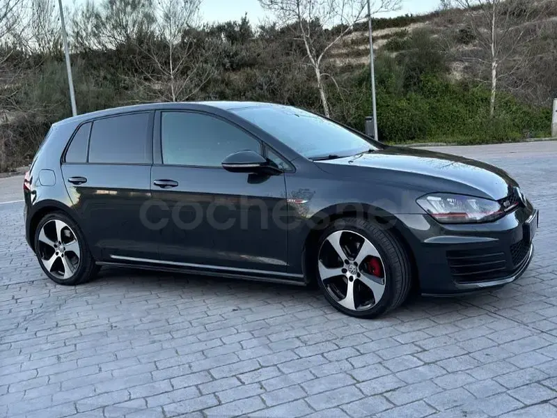 Usado VW Golf VII GTI 220 CV (161 kW) 2016 Negro Berlina