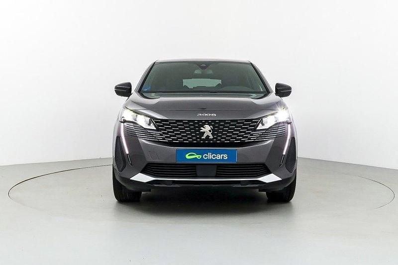 Usado Peugeot 3008 Allure 225 CV (165 kW) 2023 Gris / plata SUV