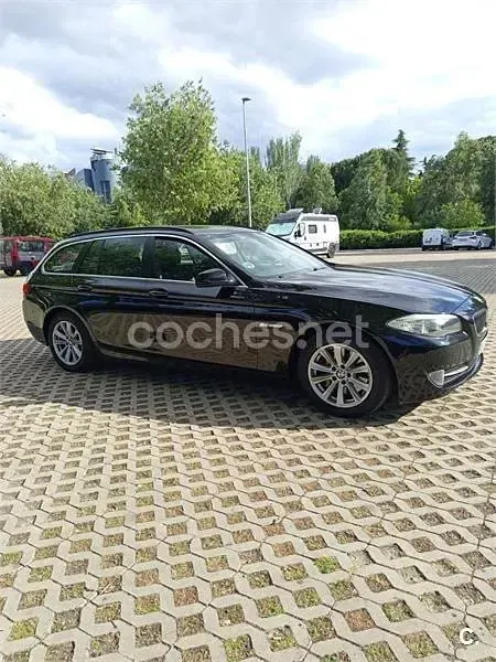 Usado BMW 525 204 CV (150 kW) 2012 Azul Familiar