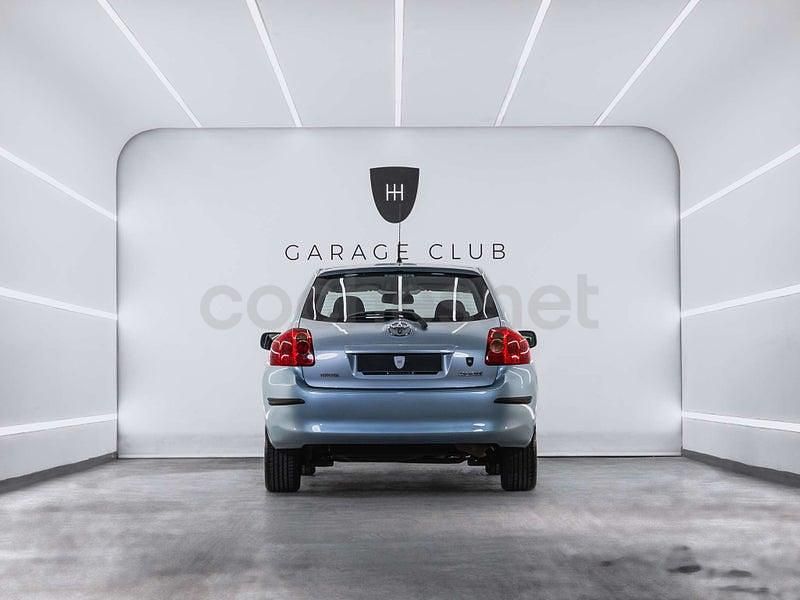 Usado Toyota Auris Sol 124 CV (91 kW) 2007 Gris / plata Utilitario