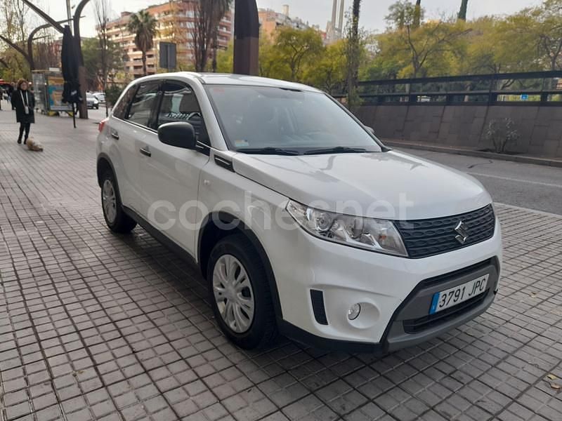 Usado Suzuki Vitara GL 120 CV (88 kW) 2016 Blanco SUV