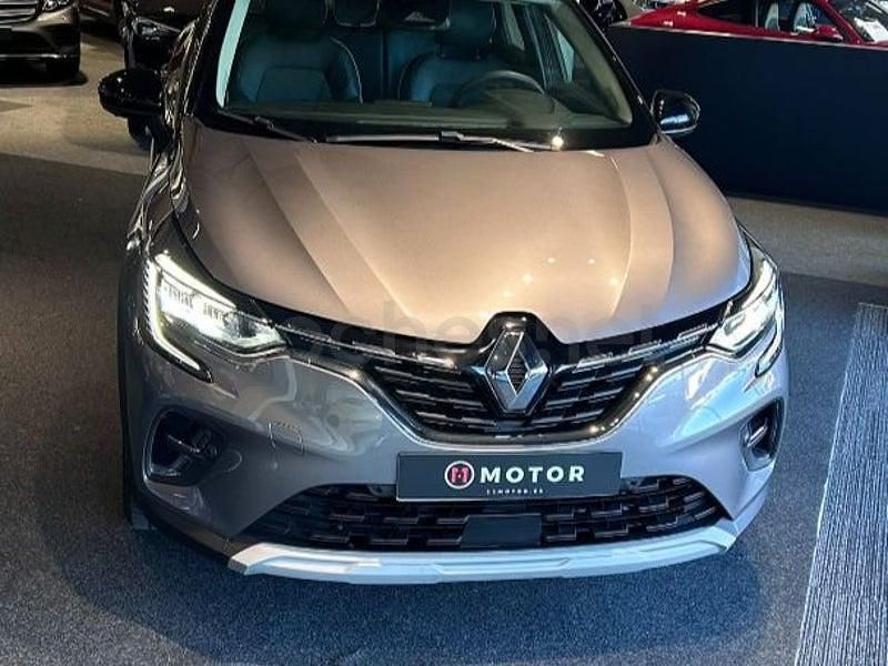 Usado Renault Captur Zen 115 CV (84 kW) 2021 Gris / plata SUV