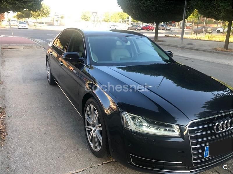 Usado Audi A8 258 CV (189 kW) 2014 Negro Berlina