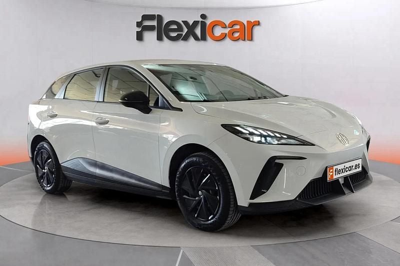 Blanco Usado 2023 MG MG4 EV Utilitario | 16.490 € (Precio justo) - Imagen 1/4