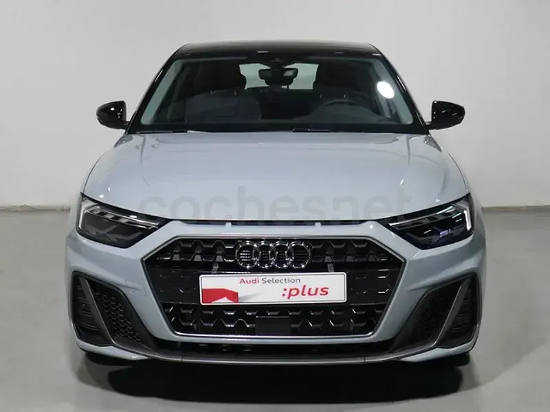 Usado Audi A1 Sportback 116 CV (85 kW) 2025 Gris / plata Utilitario