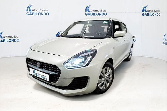 Usado Suzuki Swift 83 CV (61 kW) 2022 Blanco Utilitario