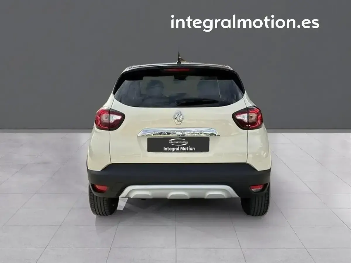 Usado Renault Captur Zen 90 CV (66 kW) 2019 Blanco SUV